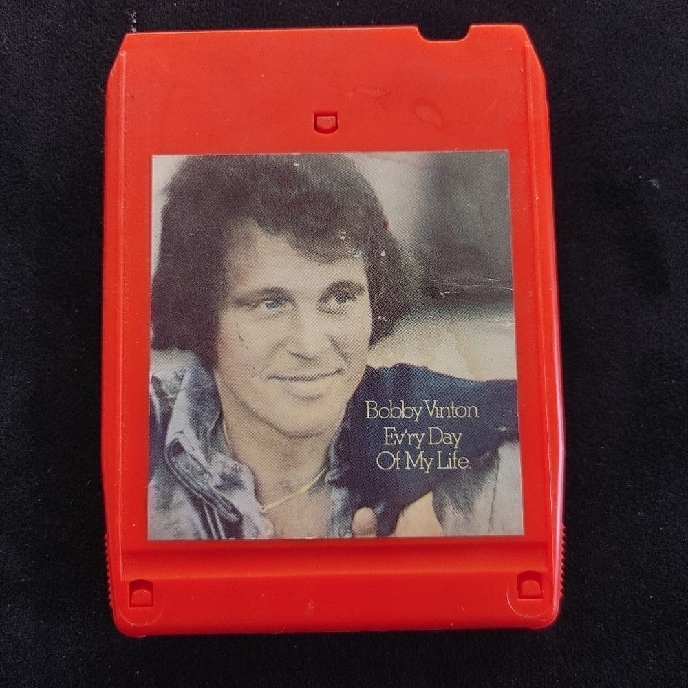 BOBBY VINTON CAPITOL 8 TRACK STEREO TAPE CARTRIDGE WITH ORIGINAL SLEEVE.